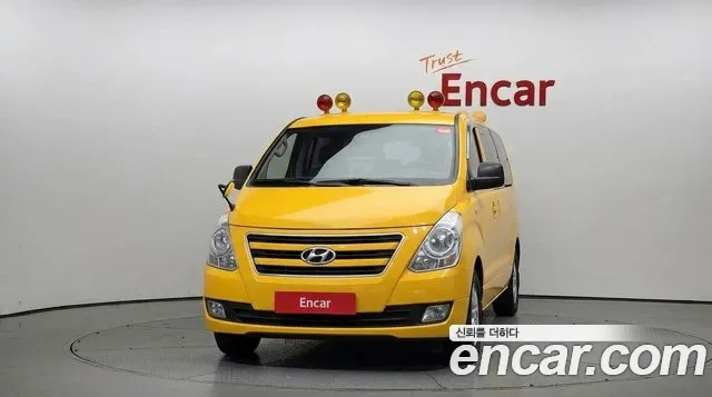Hyundai Starex 2016 thumb 3