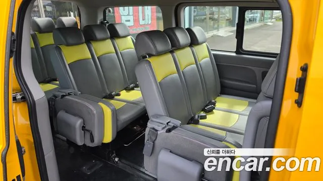 Hyundai Starex 2016 thumb 12