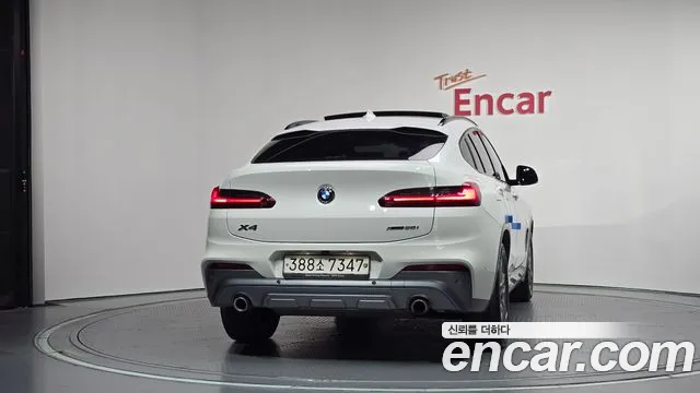 BMW X4 2020 thumb 4