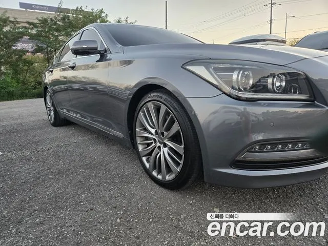 Hyundai Genesis 2014 thumb 3