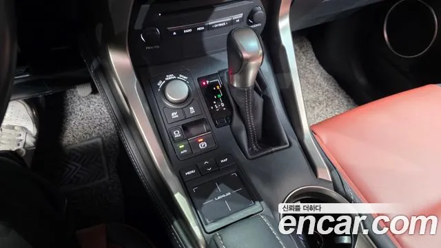 Lexus NX 2016 thumb 9