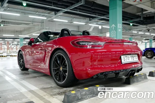 Porsche Boxster 2015 thumb 2