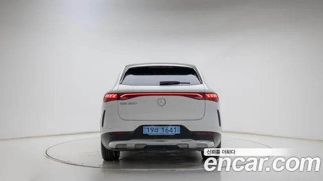Mercedes-Benz EQE 2026 thumb 4