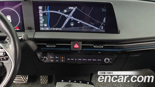Kia EV6 2021 thumb 12