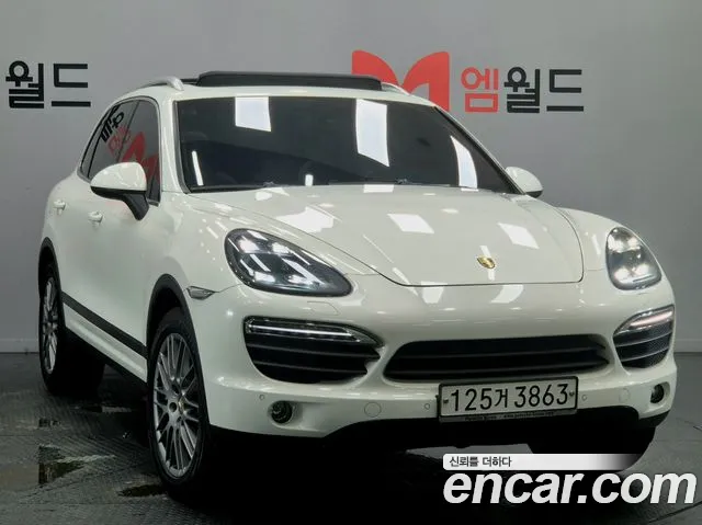 Porsche Cayenne 2011 thumb 12