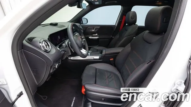 Mercedes-Benz GLB 2026 thumb 10