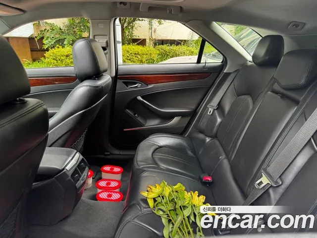 Cadillac CTS 2010 thumb 8