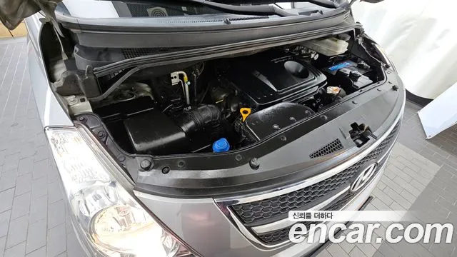 Hyundai Starex 2015 thumb 6