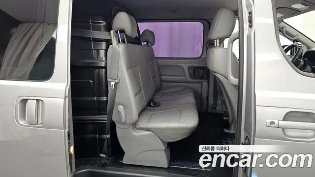 Hyundai Starex 2015 thumb 12