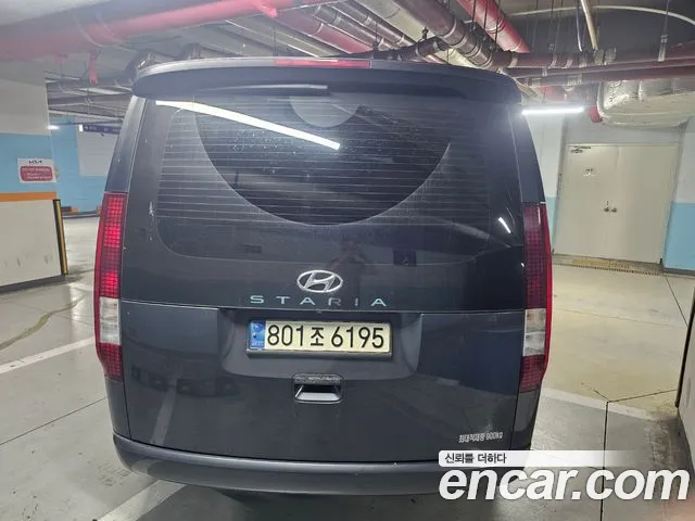 Hyundai Staria 2022 thumb 5