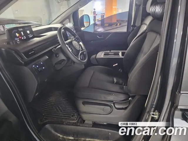 Hyundai Staria 2022 thumb 7