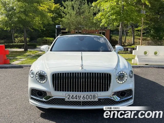 Bentley Flying Spur 2023 thumb 3