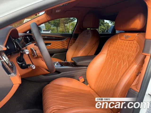 Bentley Flying Spur 2023 thumb 7