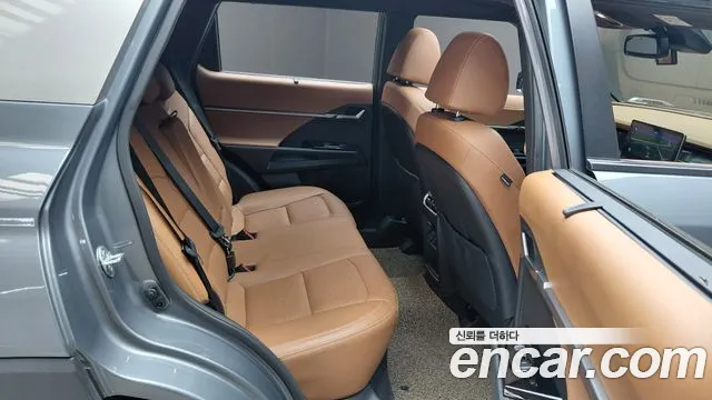 KG_Mobility_Ssangyong Torres 2022 thumb 11