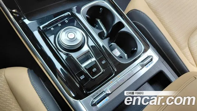Kia Carnival 2022 thumb 9