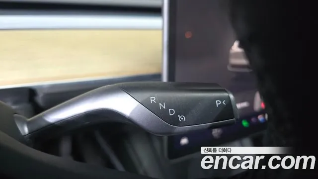 Tesla Model Y 2023 thumb 9