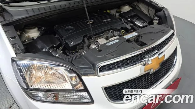 ChevroletGMDaewoo Orlando 2012 thumb 6