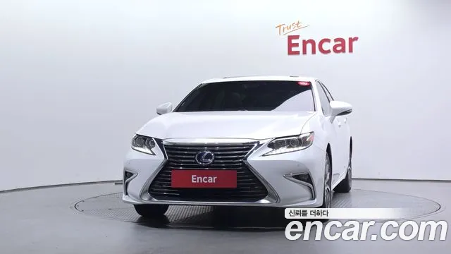 Lexus ES 2018 thumb 3
