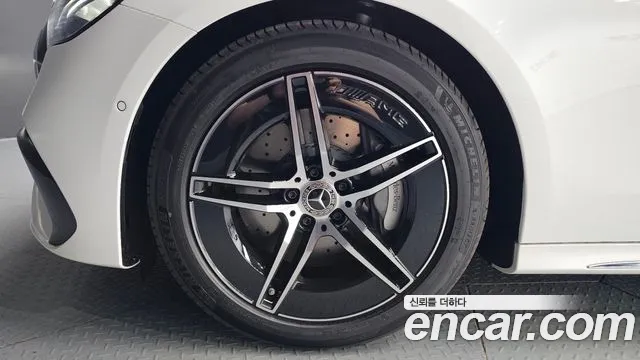 Mercedes-Benz E-Класс 2026 thumb 5