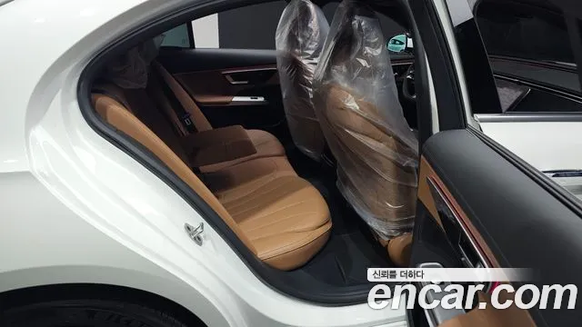 Mercedes-Benz E-Класс 2026 thumb 11