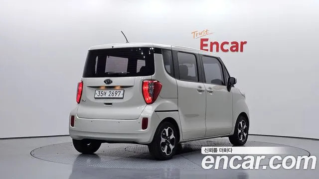 Kia Ray 2012 thumb 2