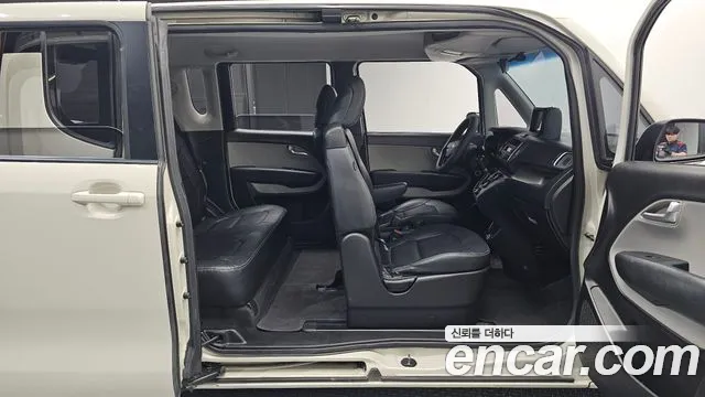 Kia Ray 2012 thumb 11