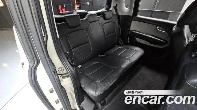 Kia Ray 2012 thumb 12
