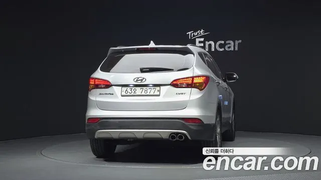 Hyundai Santa Fe 2014 thumb 4
