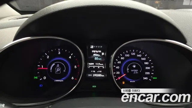 Hyundai Santa Fe 2014 thumb 8