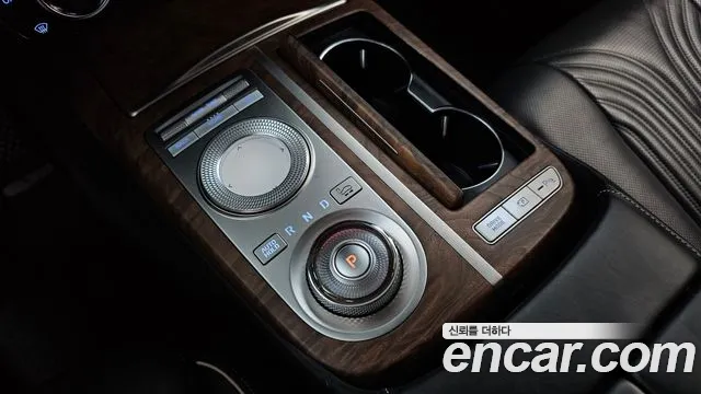 Genesis G80 2020 thumb 9