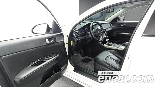 Kia K5 2017 thumb 10