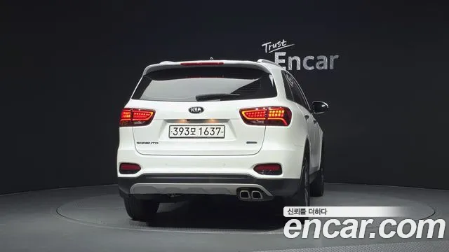 Kia Sorento 2019 thumb 4