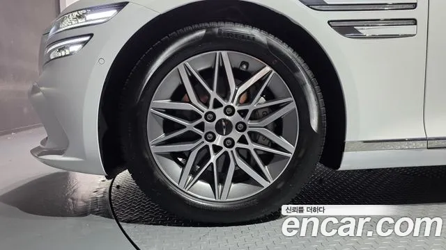 Genesis G80 2024 thumb 5