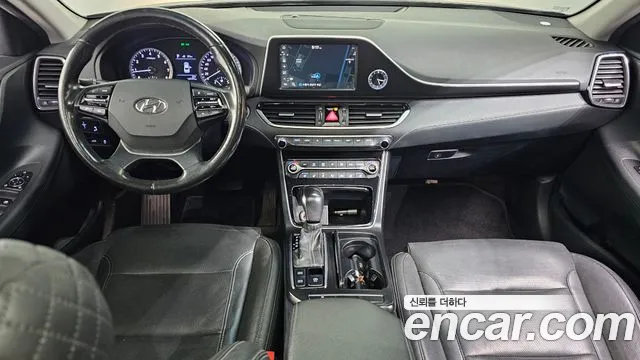 Hyundai Grandeur 2017 thumb 7