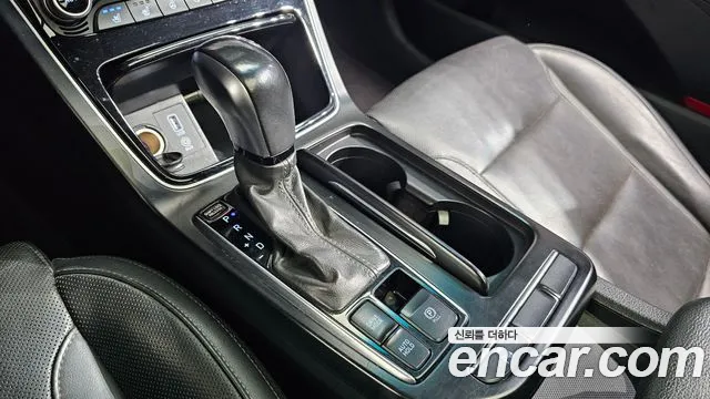 Hyundai Grandeur 2017 thumb 9