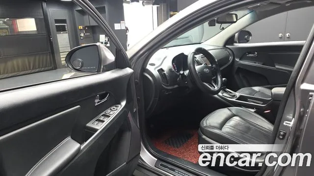 Kia Sportage 2013 thumb 10