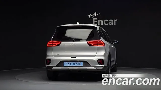 Kia Niro 2022 thumb 3