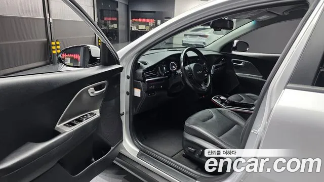 Kia Niro 2022 thumb 9