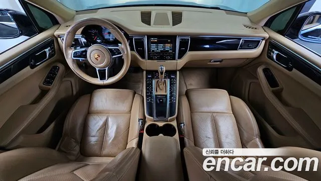 Porsche Macan 2014 thumb 7