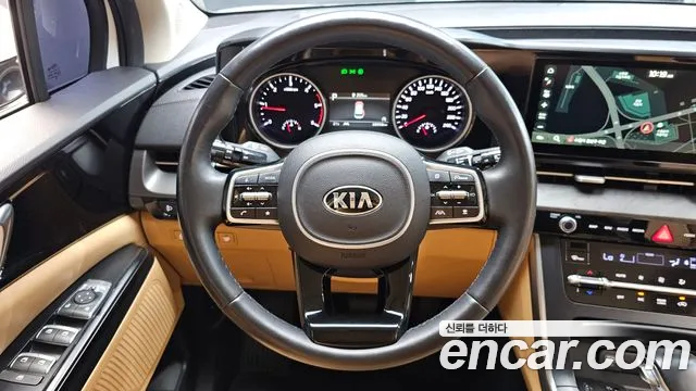 Kia Carnival 2021 thumb 12