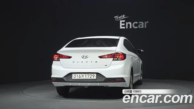 Hyundai Avante 2019 thumb 4