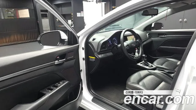 Hyundai Avante 2019 thumb 10