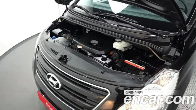 Hyundai Starex 2017 thumb 6