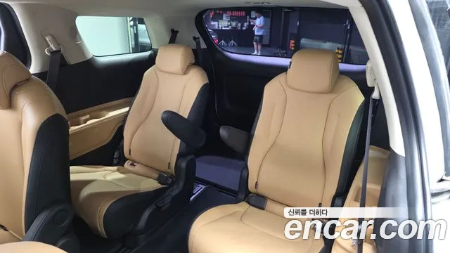 Kia Carnival 2022 thumb 12