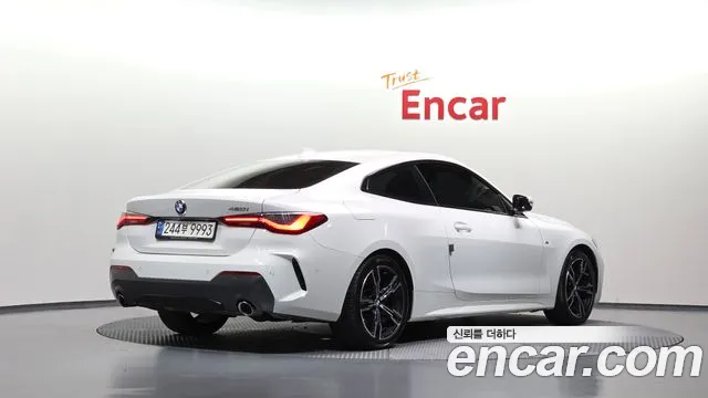 BMW 4-Series 2021 thumb 2