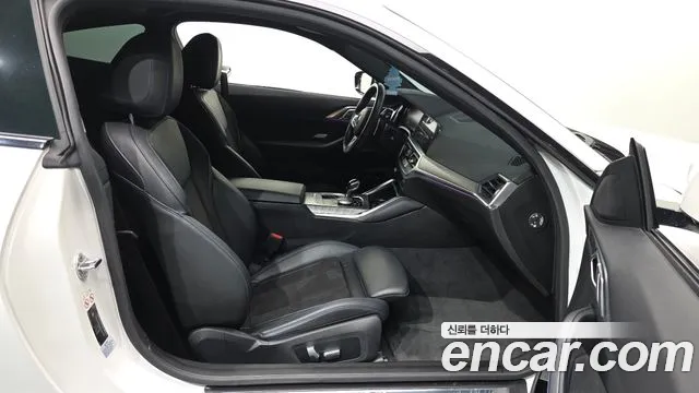 BMW 4-Series 2021 thumb 11