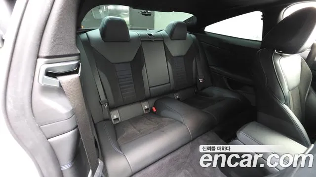 BMW 4-Series 2021 thumb 12