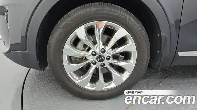 Kia Sorento 2018 thumb 5