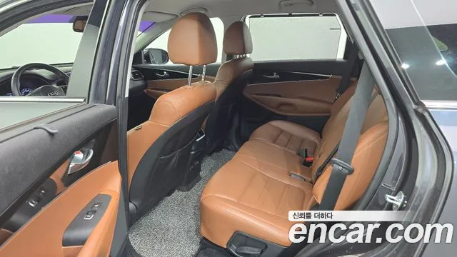 Kia Sorento 2018 thumb 11