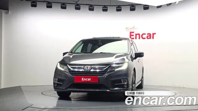 Honda Odyssey 2017 thumb 3